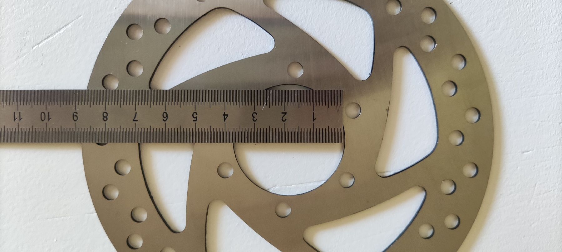 Ersatzteile: Bremsscheibe 140mm 6 Loch – Neu und originalverpackt aus BASEL von E-Bro.Electro 1