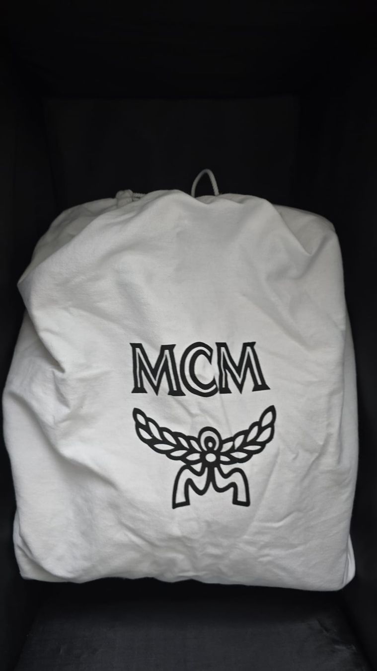 Mcm Borse da donna: Exklusive MCM Tasche in edlem Rot – Nuovo (secondo la descrizione) da Zürich venduto da Lex_i 9