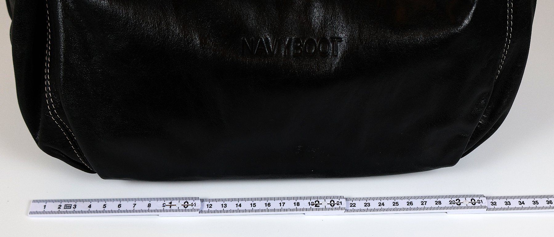 Navyboot Borse da donna: Navyboot Luxus Beuteltasche, Echtleder schwarz neuwertig – Usato da Zweidlen venduto da Supermari1 8