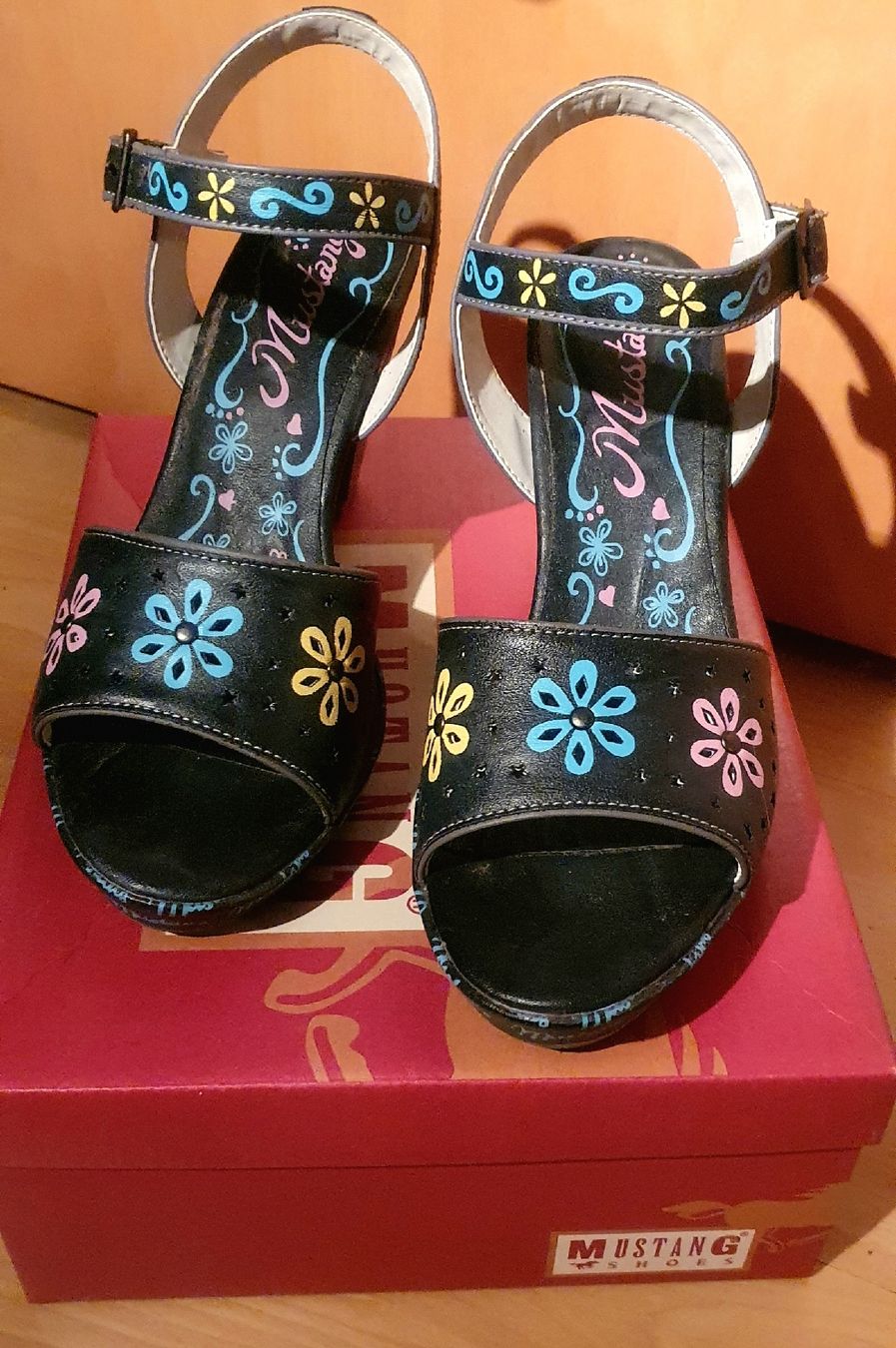 Mustang Scarpe da donna: Sandalen Mustang – Nuovo (secondo la descrizione) da Malvaglia venduto da saras22 1