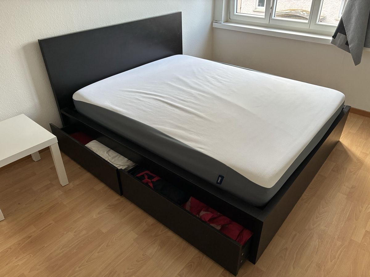 Betten: Malm Bett 160x200 – Gebraucht aus Wallisellen von mar_c2rv