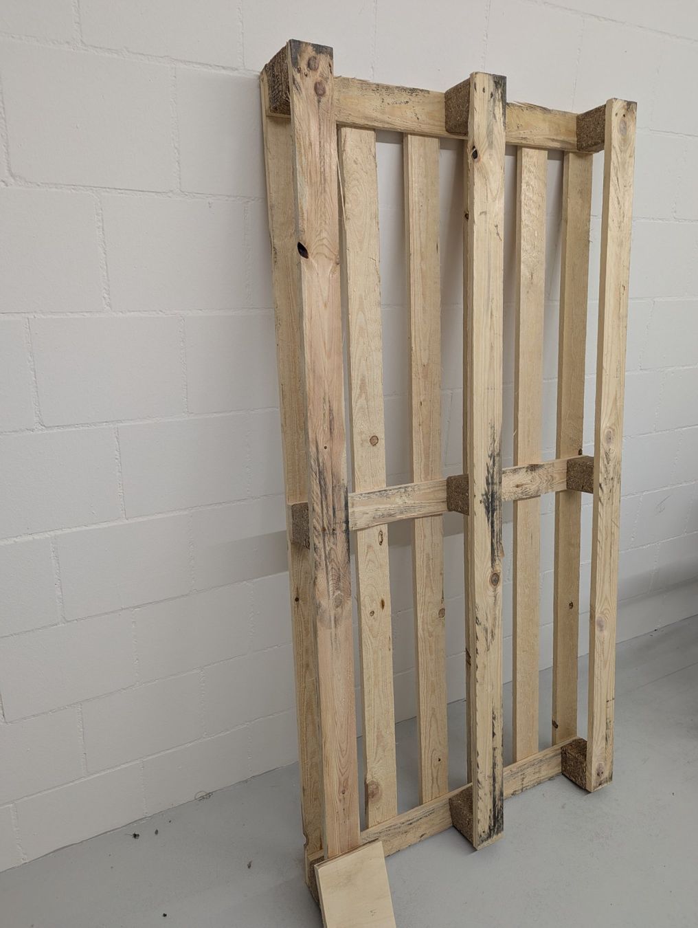 Pallets: Holzpalette – Usato da Binz venduto da Aleksruski 1