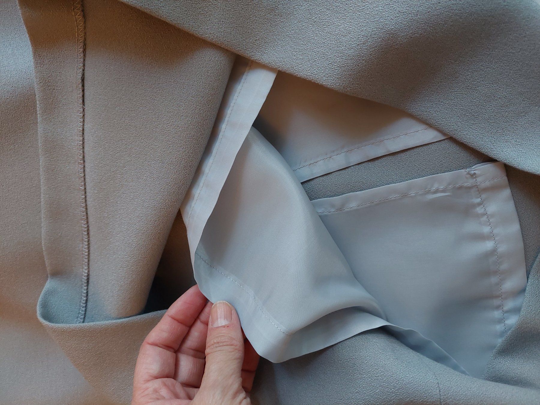 Vestiti: Designer dress – Nuovo (secondo la descrizione) da Genève venduto da ado_x2xq 6