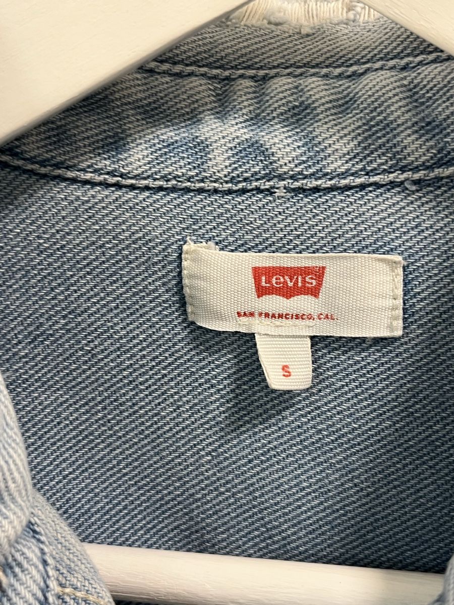 Levi's Chemisiers: Levi's Jeanshemd hellblau Grösse S – D'occasion à Frauenfeld par heyLani 3