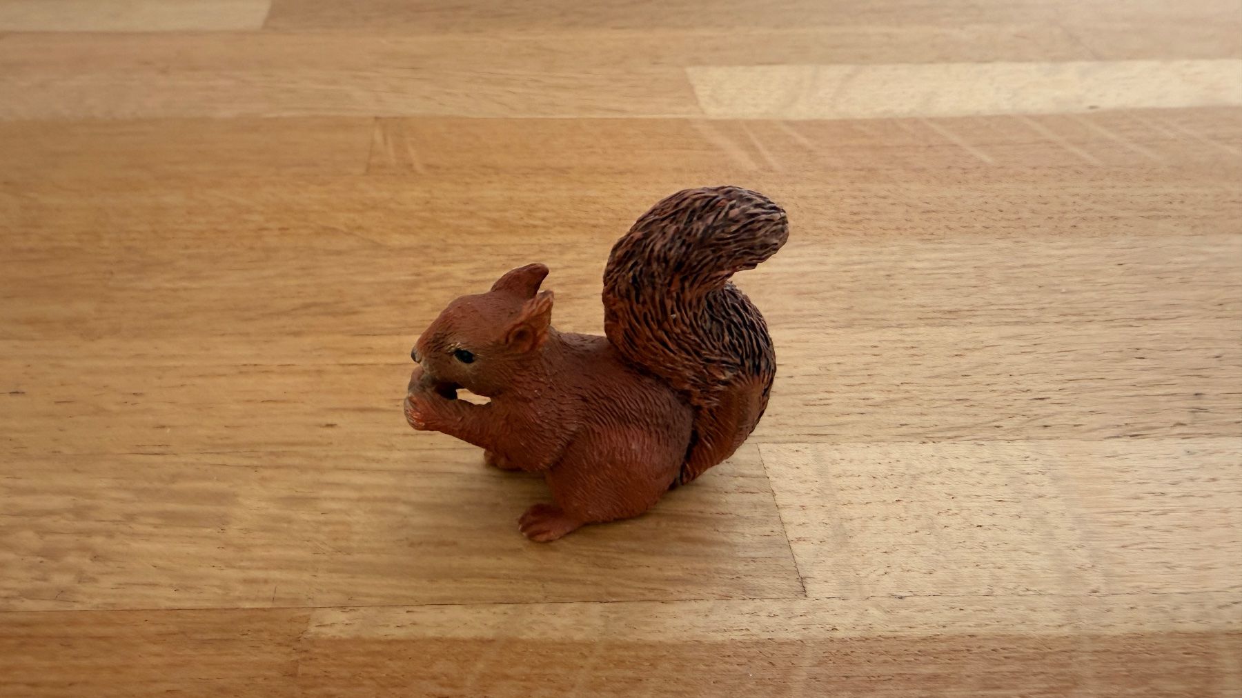 Schleich Giocattoli: SCHLEICH - Eichhörnchen 14684 – Usato da Winterthur venduto da Secondhand-Family 3