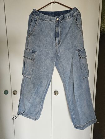 Cargo Jeans Hose im Loose Fit Style, neuwertig!