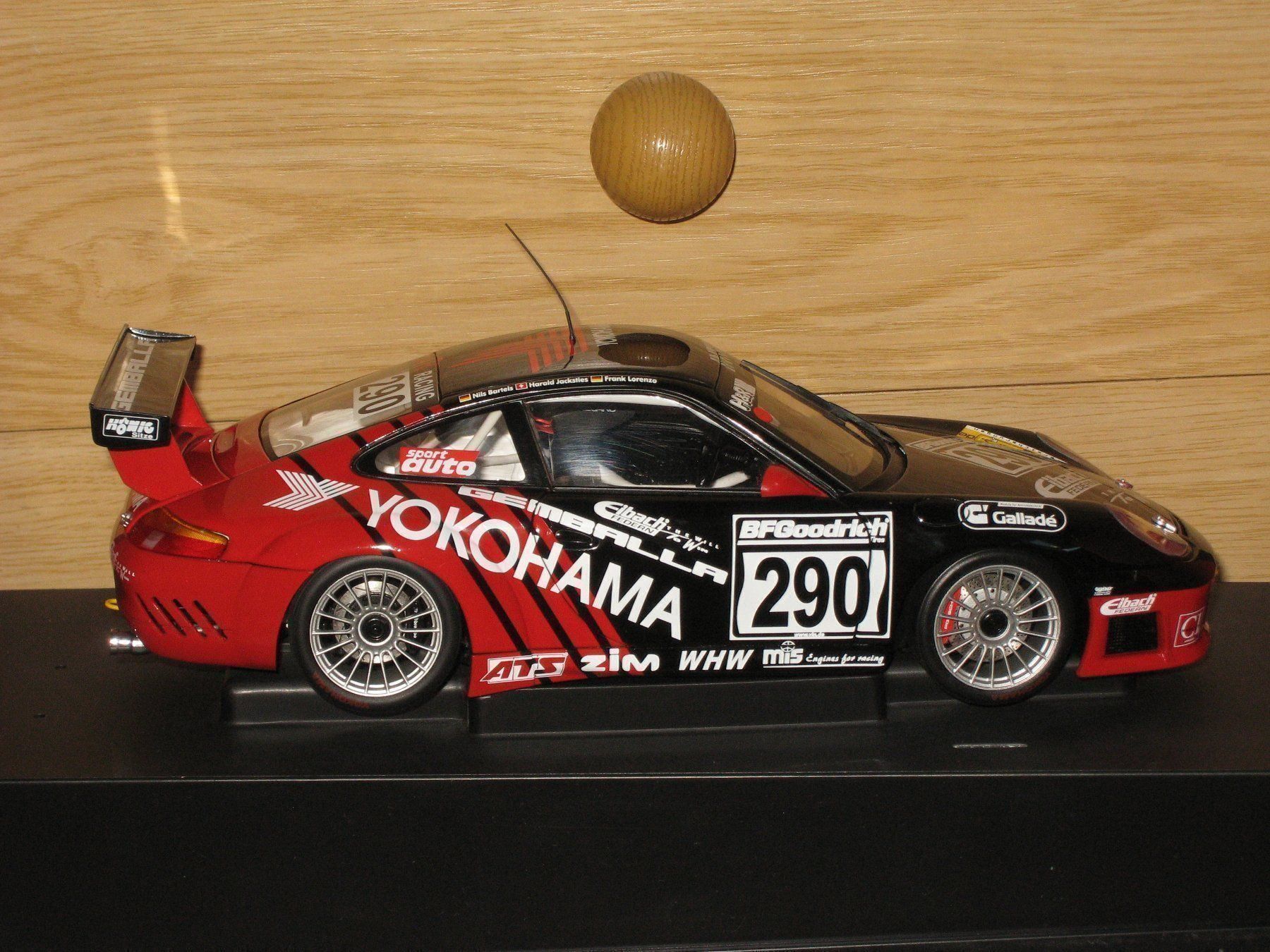 Autoart Modellautos: Porsche 911 GT3 Autoart 1:18 – Gebraucht aus Bex von Sdancer 2