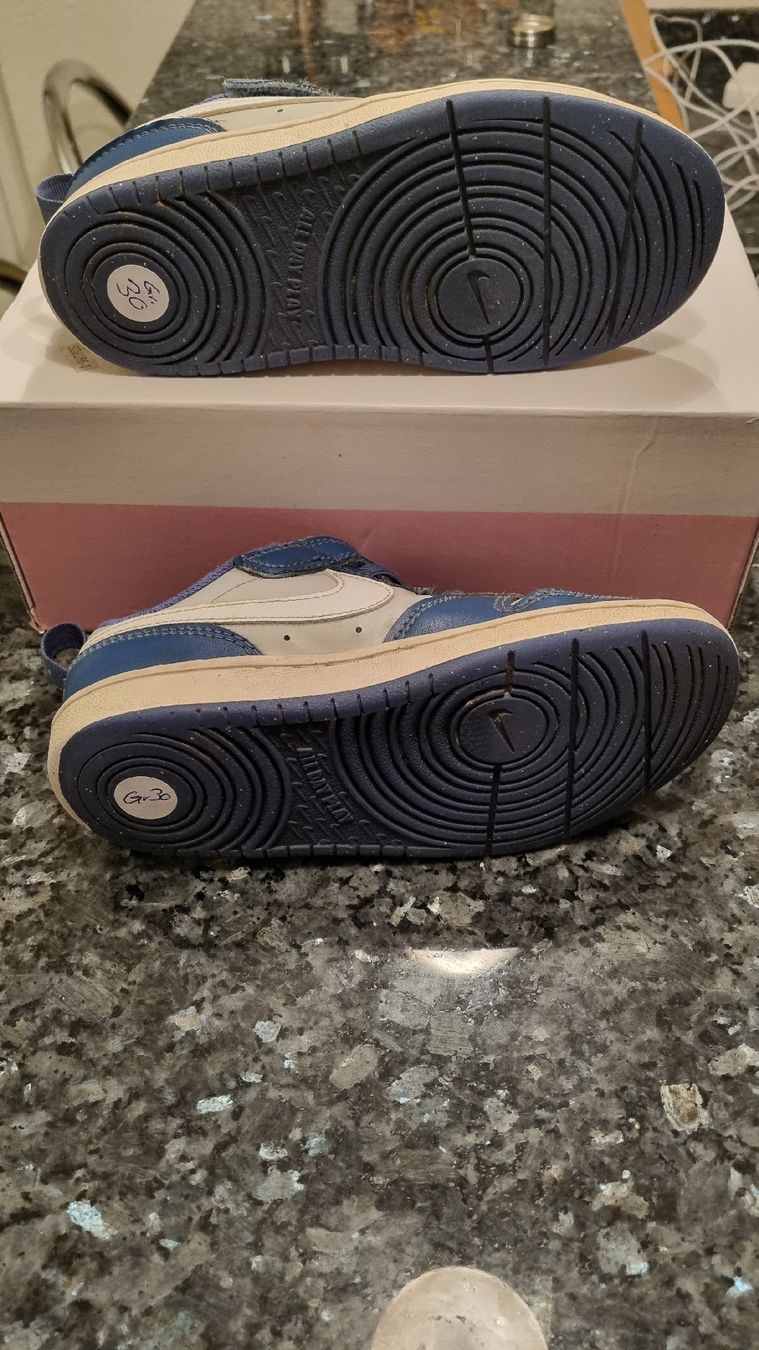 Nike Scarpe per ragazzi: Nike Dunk low Kids Gr. 30 gebraucht – Usato da Münchenbuchsee venduto da Ludo_Braenz 2