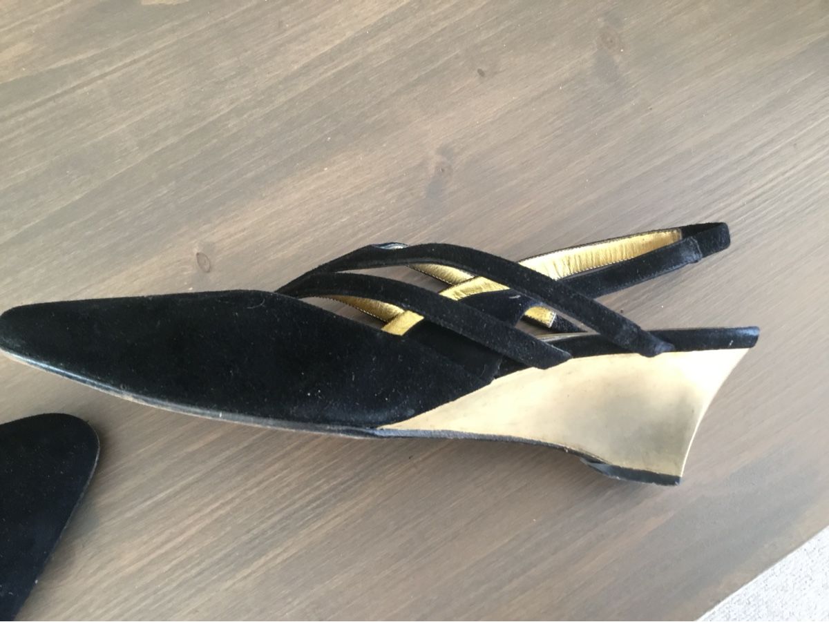 Bally Scarpe da donna: Bally Sling - Pump Wildleder Schwarz Gr. 38 1/2 – Usato da Schönenwerd venduto da simca04 2
