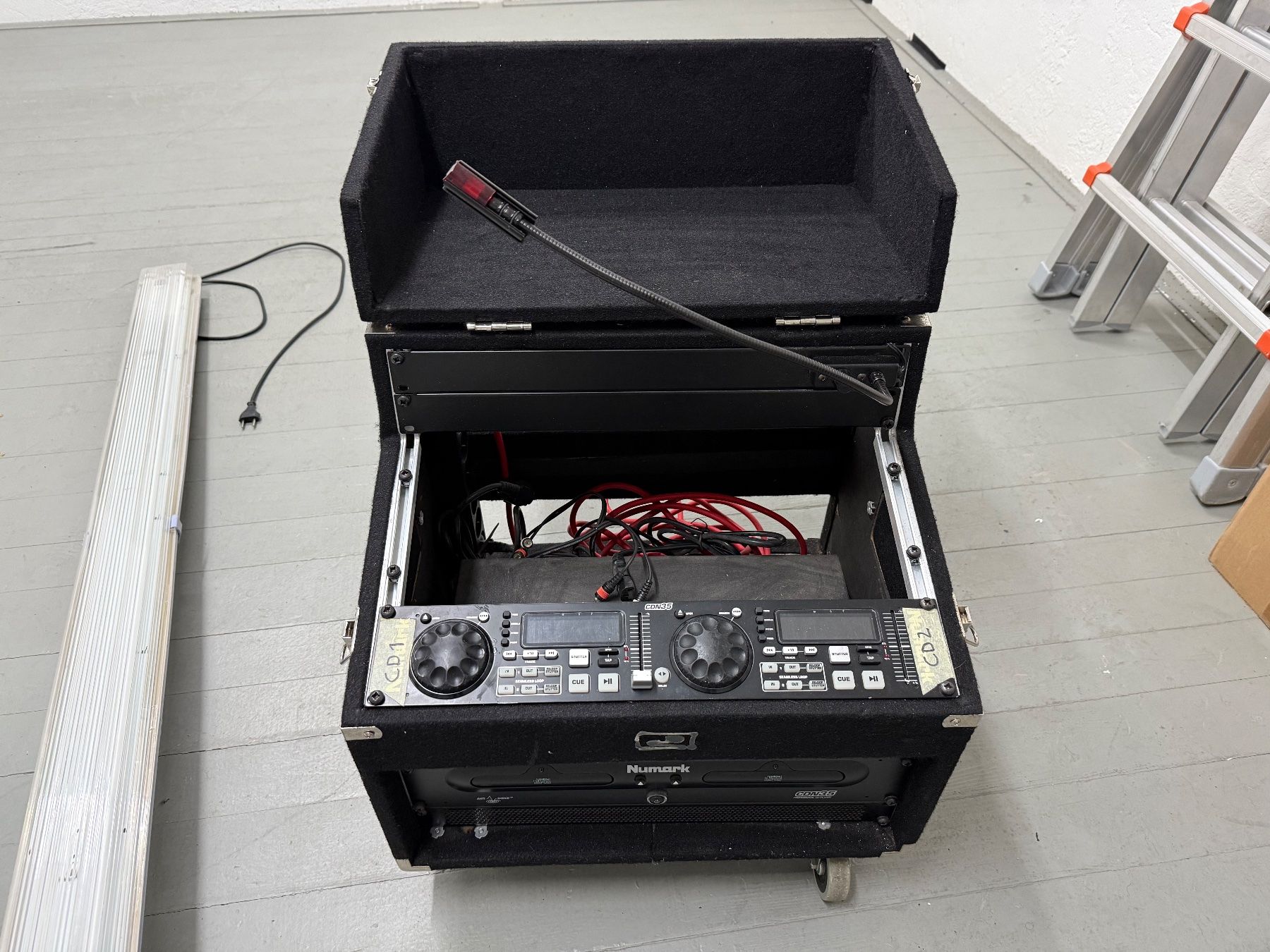 CDs: Numark CDN35 Doppel CD Player im Case - inkl. Mischpult – Gebraucht aus Gossau SG von zitaka 6