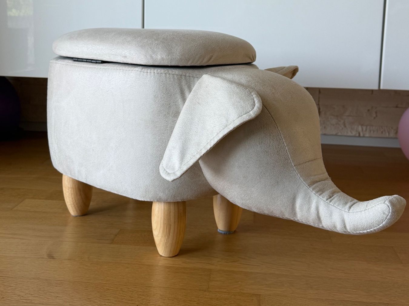 Beliani Hocker: Elefanten Dekohocker – Gebraucht aus Zürich von Mrs_CG