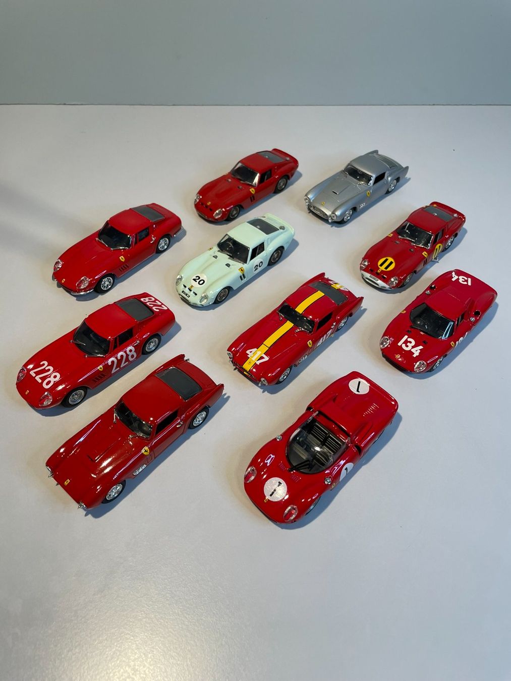 Ferrari Modellautos: Diverse 1:43 Ferrari Modelle a-bloc – Gebraucht aus Bättwil von Samuel_Wyss
