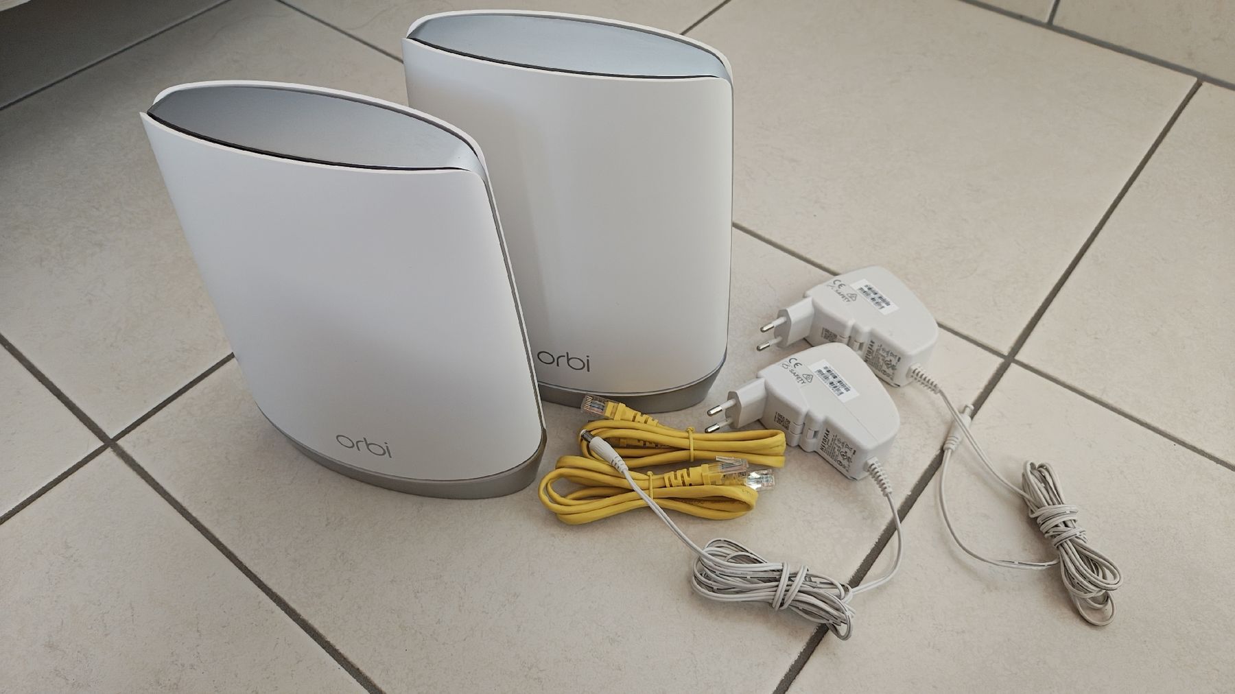 Netgear Modems & Router: Netgear Orbi RBK752 Mesh WLAN – Gebraucht aus Weisslingen von nizanra