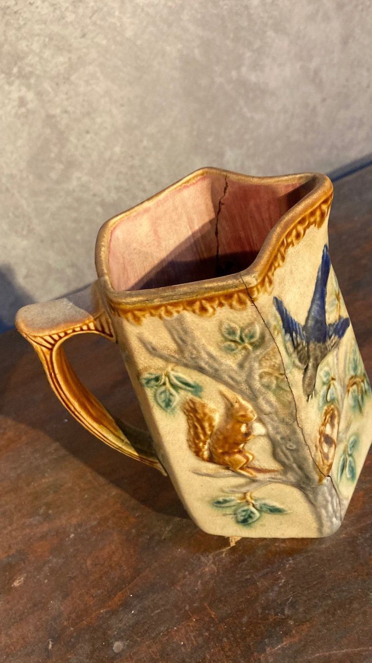 Set di piatti: Ancienne Barbotine alt Topf hirondelles – Usato da St-Cierges venduto da LeRegain 1