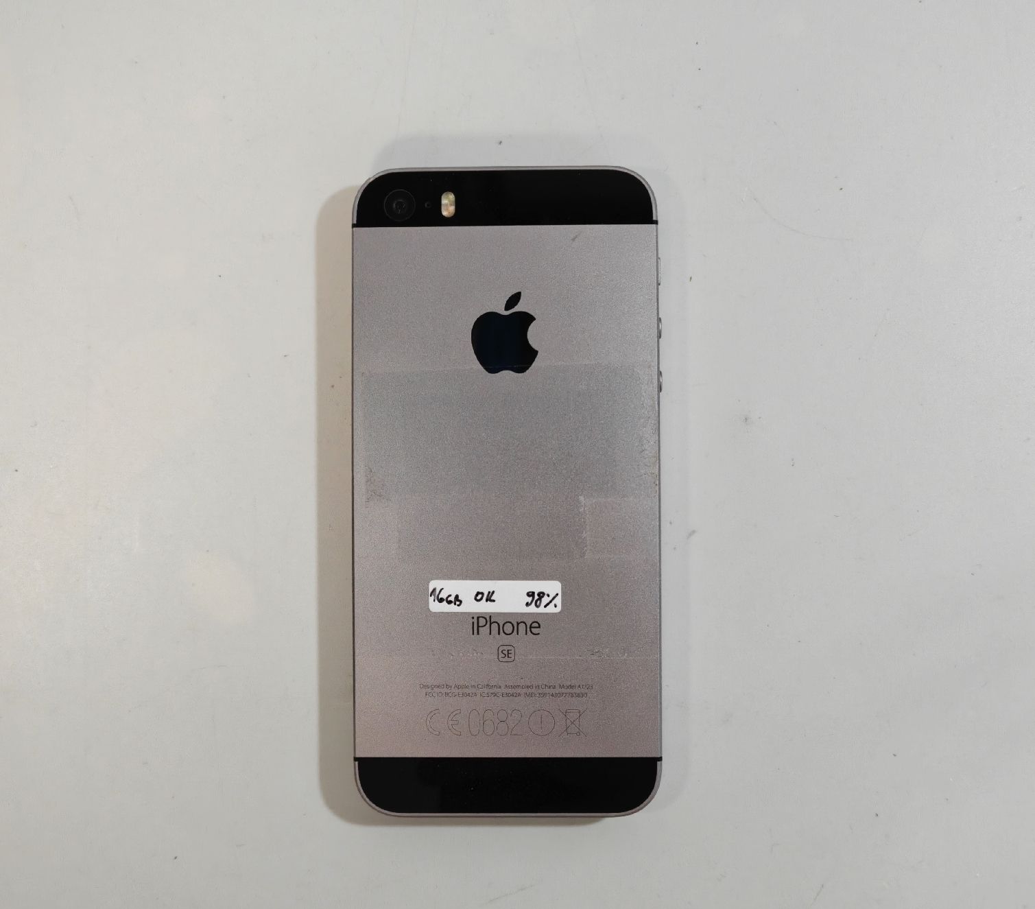 Apple Telefoni cellulari / Smartphones: iPhone SE – Usato da Ehrendingen venduto da Rocky985 1