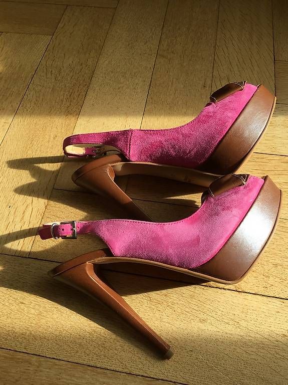 Scarpe da donna: NUOVI - Sandali scamosciati – Nuovo (secondo la descrizione) da Bellinzona venduto da parcanoa