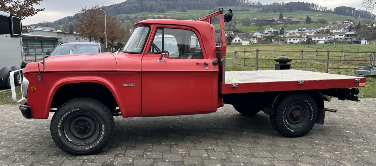 Mowag Autos: Mowag / Dodge W200 Pickup – D'occasion à Oberweningen par MERCMST 4