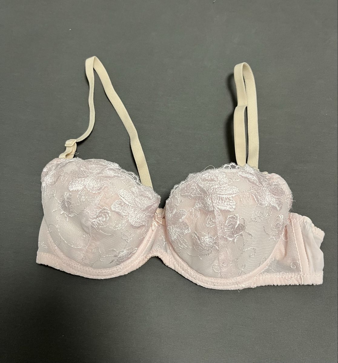 Sonstige Unterwäsche: Japanischer BH rosa mit Spitze – Neu (gemäss Beschreibung) aus Möhlin von eny_lsk7