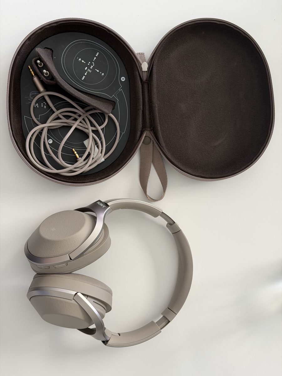 Sony Casques audio: Kopfhörer Sony WH-1000XM2 – D'occasion à Rümlang par Michinet 1