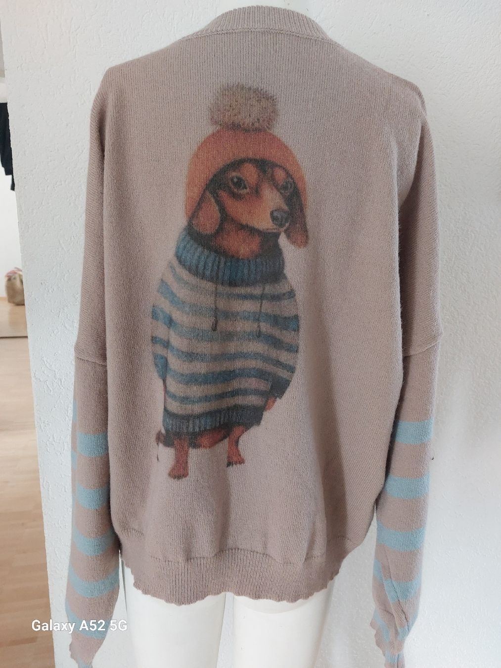 Maglioni & Felpe: Winterpullover mit Dackel Motiv, Grösse XL, neu – Usato da Thun venduto da Alexanna 2