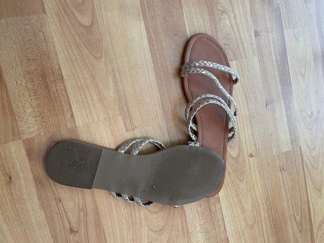 Scarpe da donna: Sandale, Farbe rose-gold, Grösse 39 – Usato da Niederweningen venduto da sho_mb8y 1