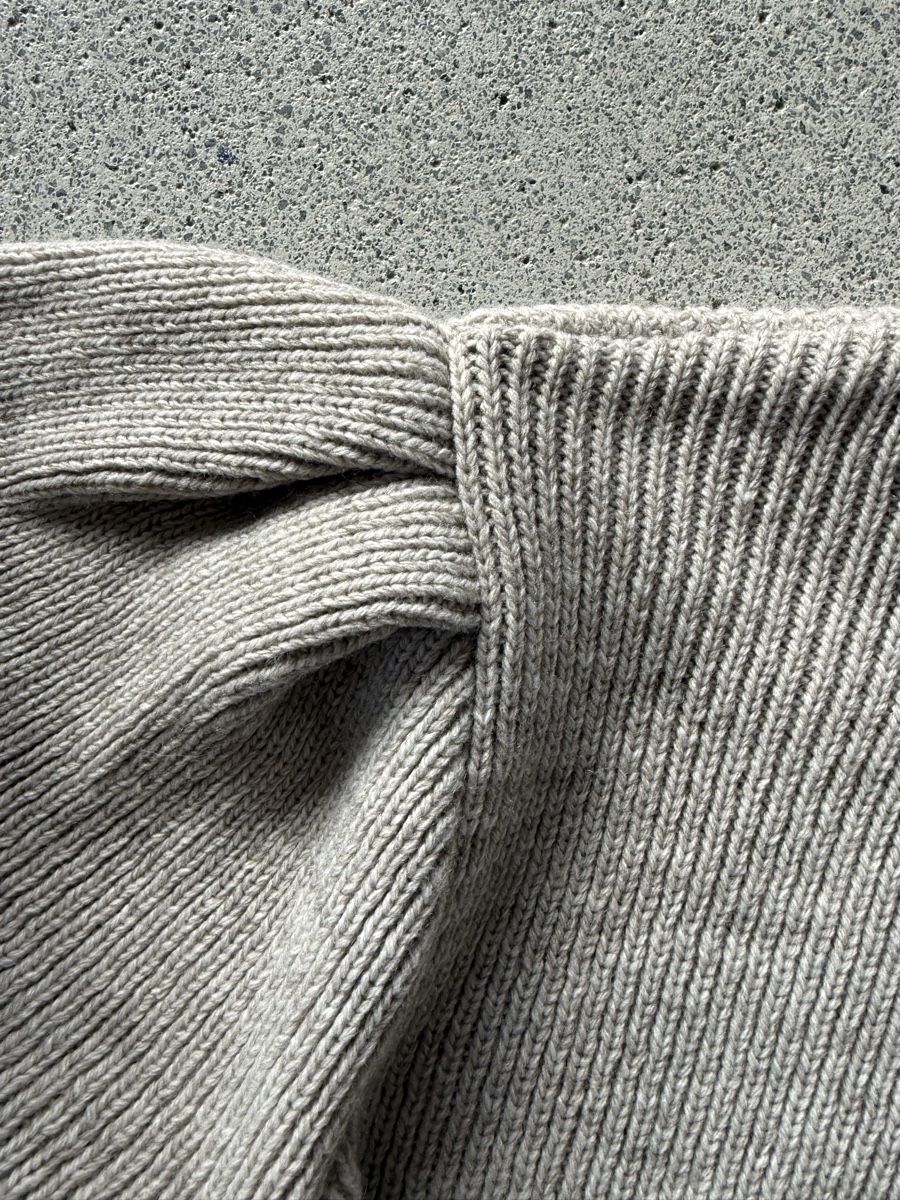 H&M Maglioni & Felpe: H&M Strickpullover mit Puffärmeln, kurzärmelig grau, Grösse – Nuovo (secondo la descrizione) da Bottighofen venduto da Joyhill 2