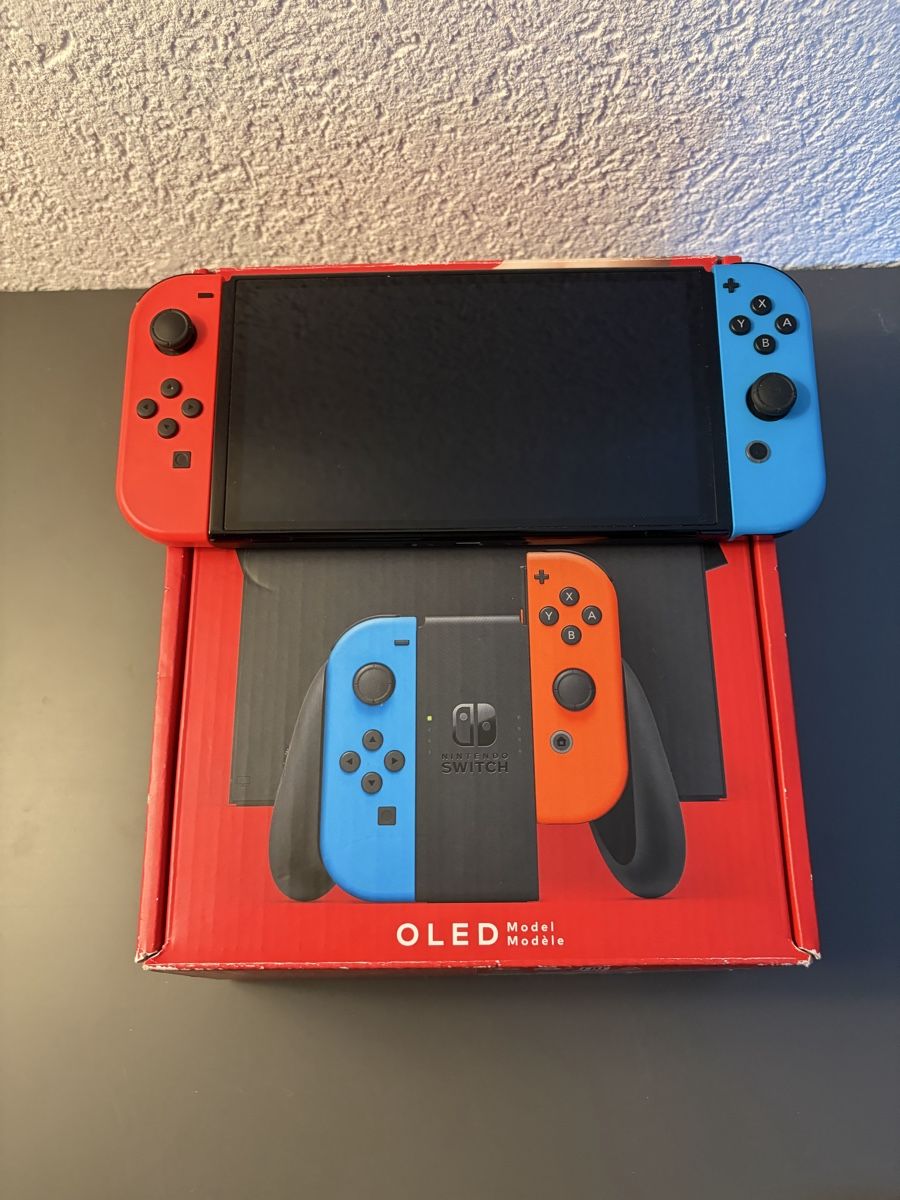 Nintendo Console: Nintendo Switch OLED Perfect !! – Usato da Moudon venduto da AndreSR89