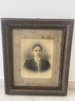 Portrait Ancien au Fusain de Jeune Femme Époque 1900 