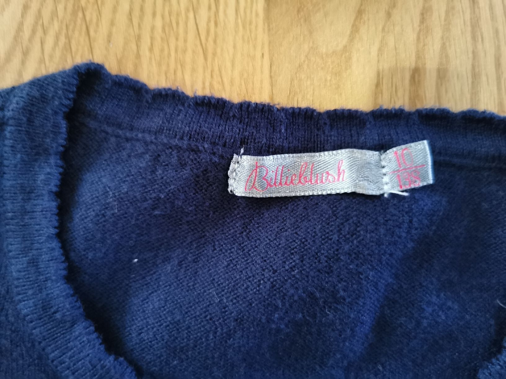 Lotti & Set di vestiti: 3 Kleider 128/134 – Usato da Sursee venduto da Ventiduese 1