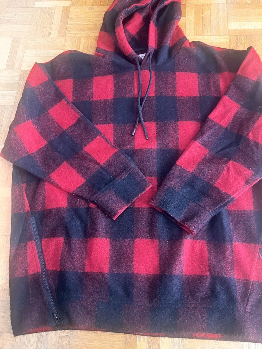 Woolrich Maglioni & Felpe: Woolrich Hoddie Men Size M – Usato da Küsnacht ZH venduto da lau_8qc2 1