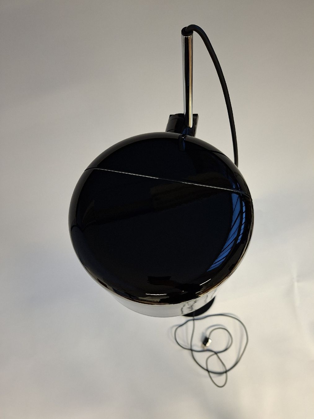 Oluce Lampade: Oluce Coupe von Joe Colombo – Usato da Gümligen venduto da V10-Shop 1