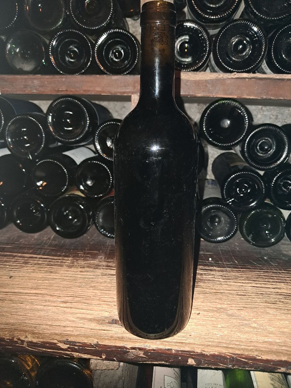Vino: Ettinger Regent Holzfassausbau AOC 2008 – Nuovo e nell'imballaggio originale da Le locle venduto da juliensaran 2
