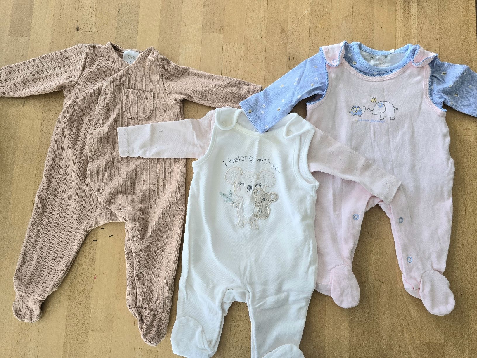 Pyjamas & Ähnliches: Baby Pyjama und Strampler Gr.62 – Gebraucht aus Seedorf UR von Kali_fornia