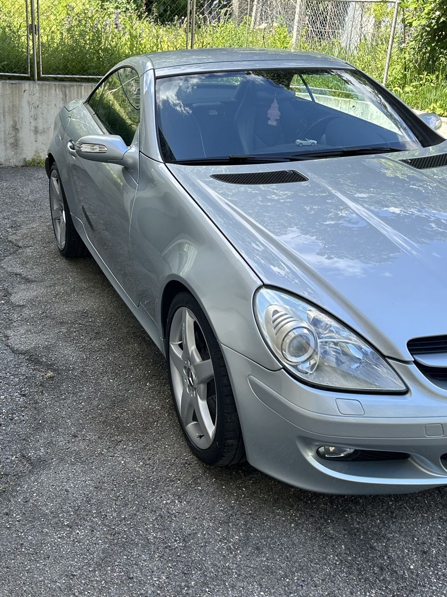 Mercedes-Benz Autos: Mercedes SLK 350 V6 – Gebraucht aus Brig von Madison6