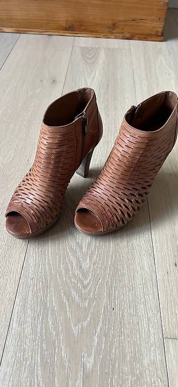 Chaussures femmes: Paul Green High Heels Leder Grösse 3/36 – D'occasion à Maur par Franzifisch
