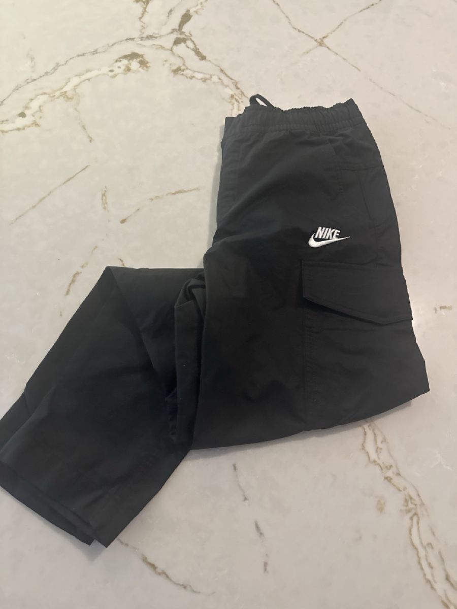 Nike Pantaloni: Pantalon Cargo Nike – Nuovo (secondo la descrizione) da Founex venduto da reb_fws9