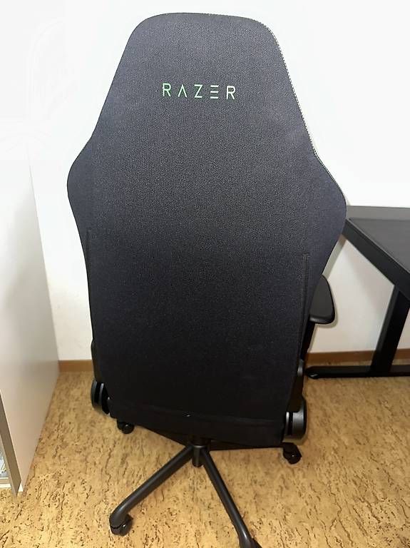 Razer Stühle: Razer Iskur V2 X - Gaming Chair – Neu (gemäss Beschreibung) aus Hauterive NE von FW7-TECH 1