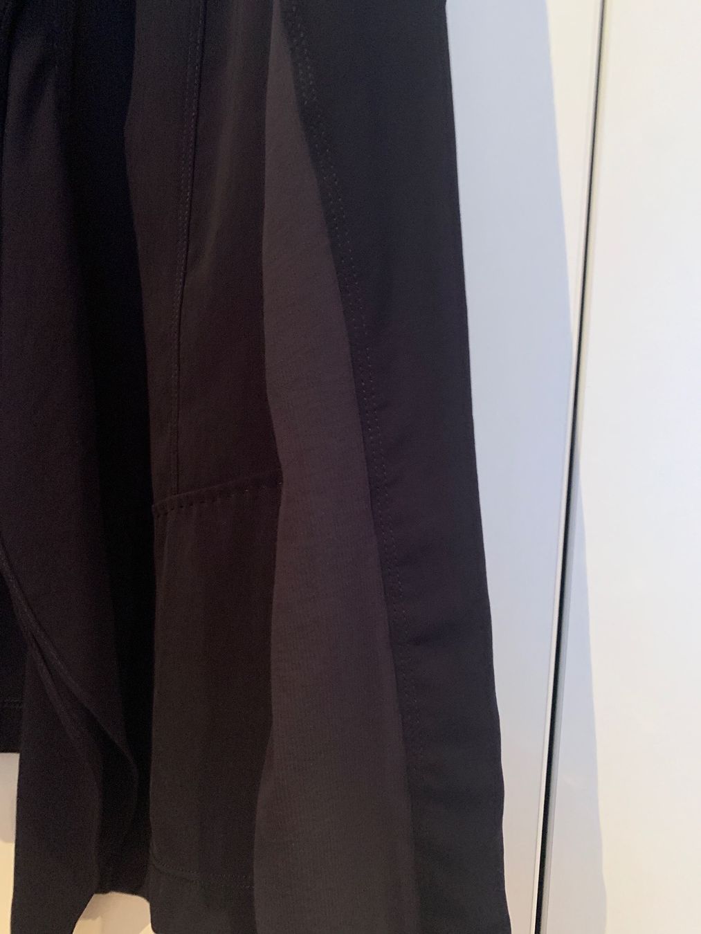 Marc Cain Giacche: Marc Cain - Polyester-Blazer marine – Usato da Geuensee venduto da Gagisi 1