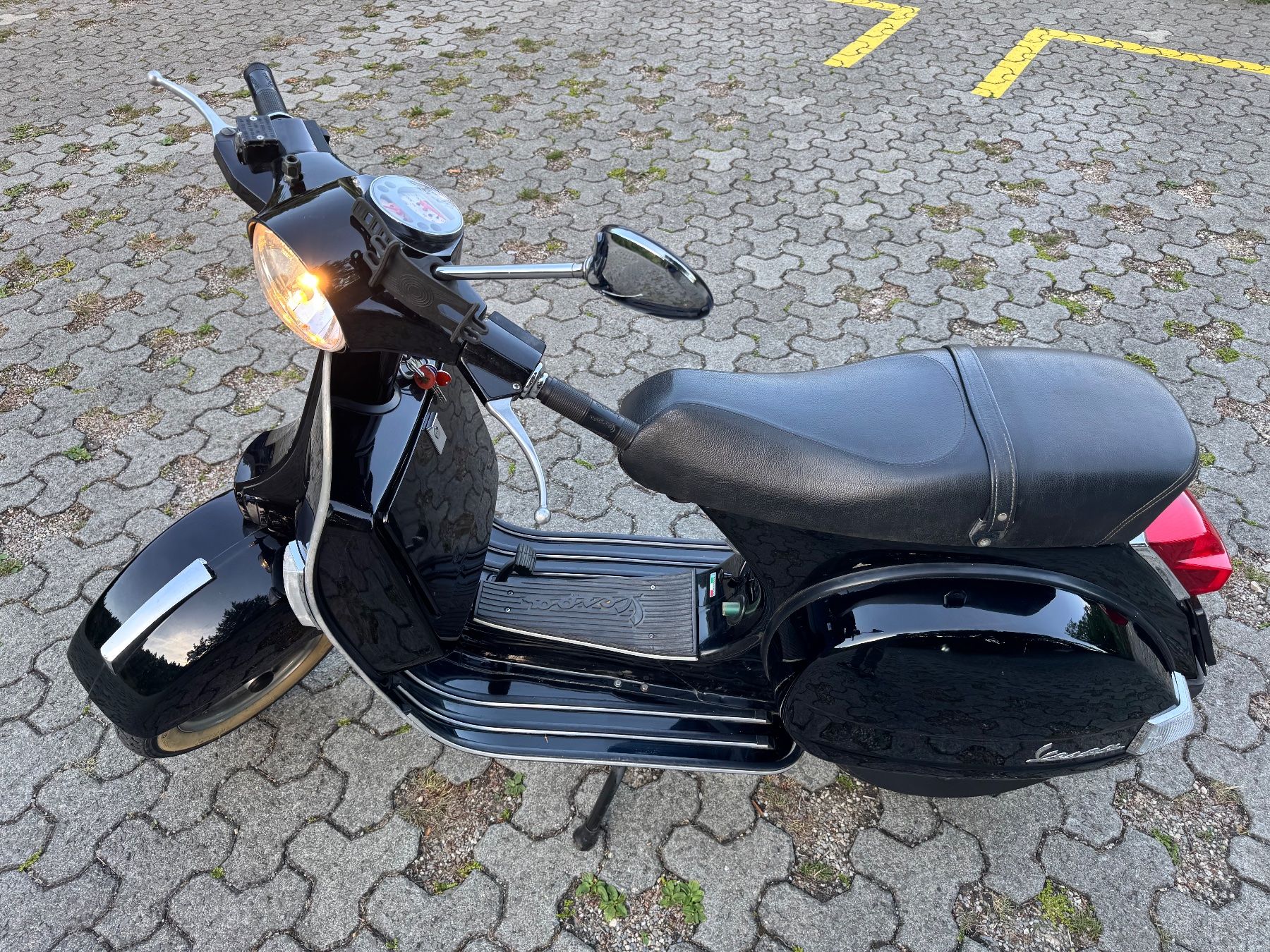 Piaggio Scooter: Piaggo Vespa PX 125 – Usato da Biel/Bienne venduto da Louana4 1