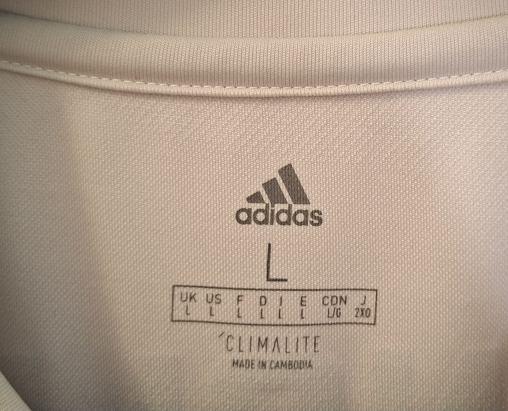 Juventus Leibchen & Hosen: RONALDO #7 Original Juventus 2019-20 Third Trikot – Gebraucht aus St-Léonard von SwissDealsJersey 5