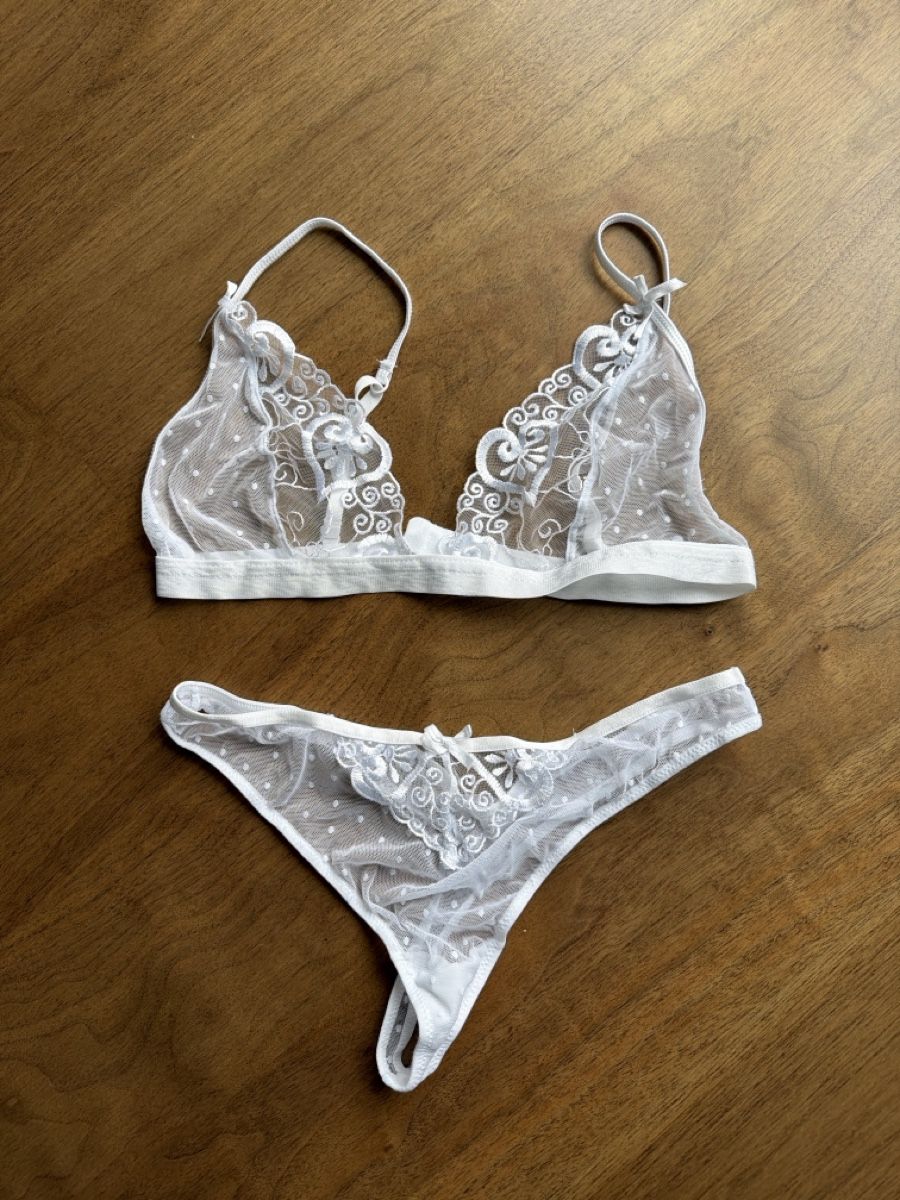 Altra biancheria intima: neu weisser Spitzen-BH & String-Tanga-Set Gr 38 75 C – Nuovo (secondo la descrizione) da Weggis venduto da Doris