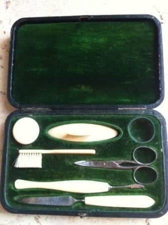 Make-up: Grossmutters Schminkset – Usato da Einsiedeln venduto da Brocki59 1