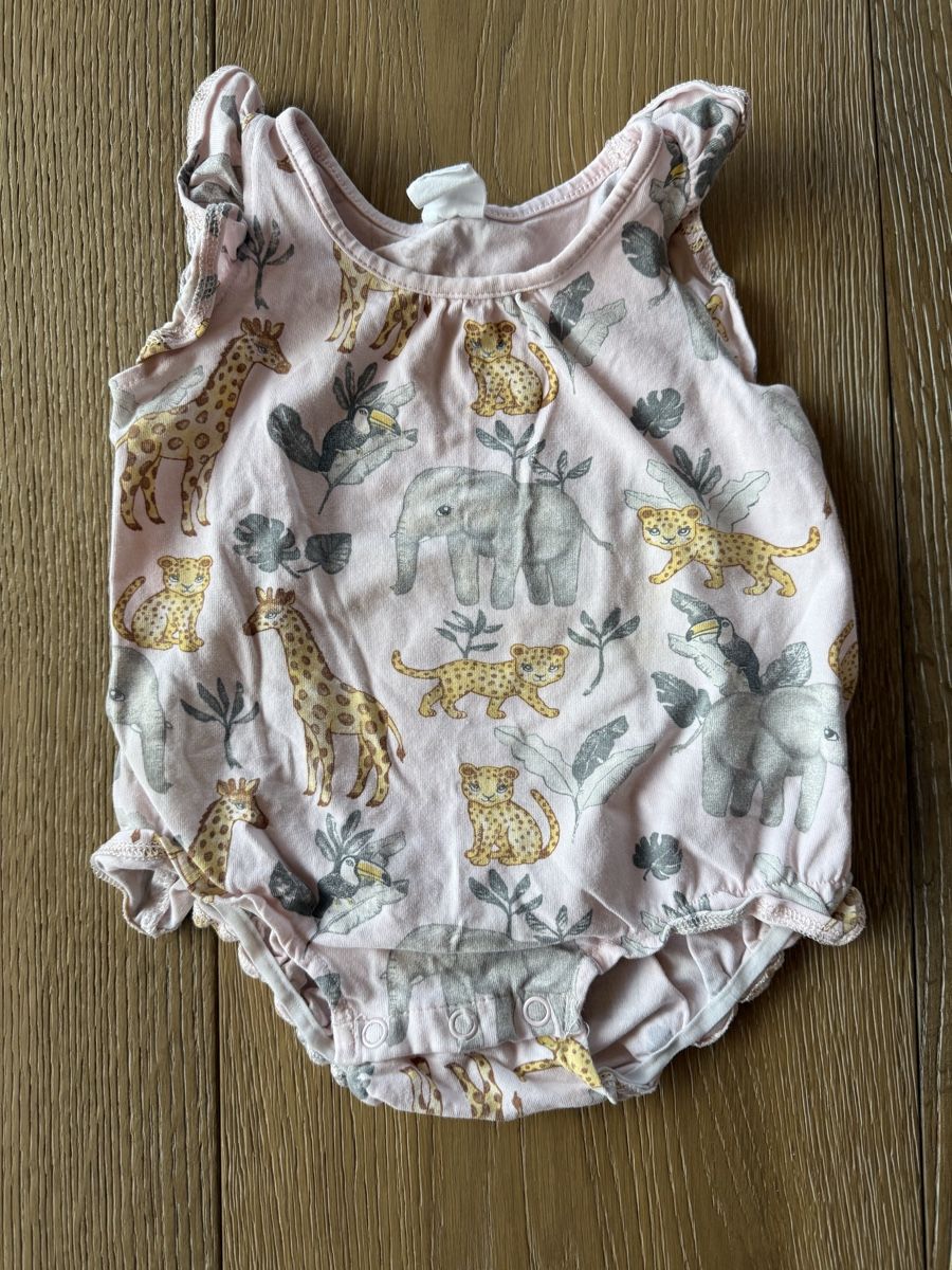 H&M Pagliaccetti: Strampler Safari Grösse 68 – Usato da Pragg-Jenaz venduto da gobrist