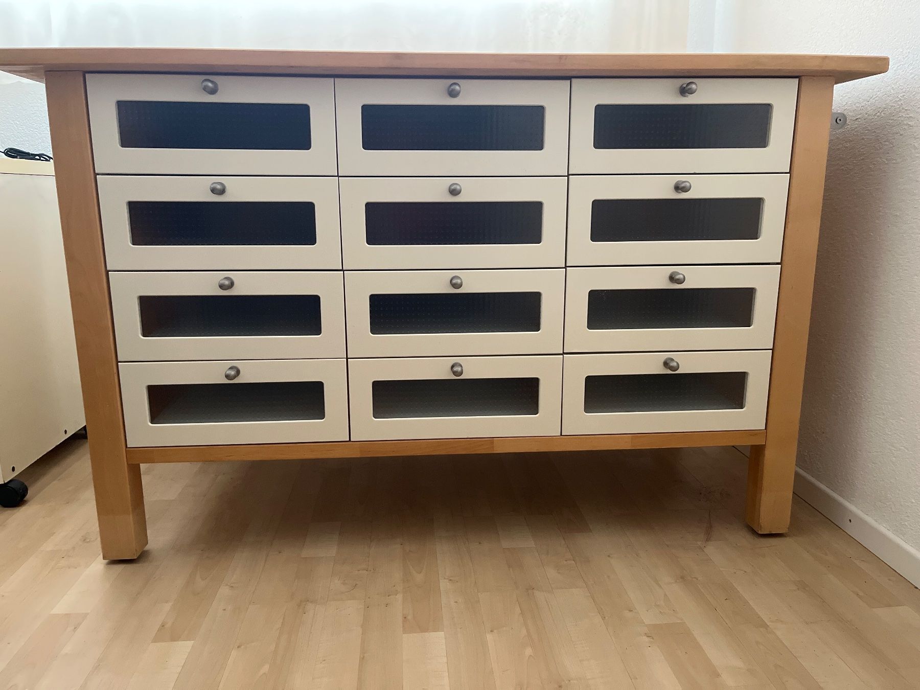 Kommoden: Truhe/Kommode 145x65x90 – Gebraucht aus Uettligen von Corile