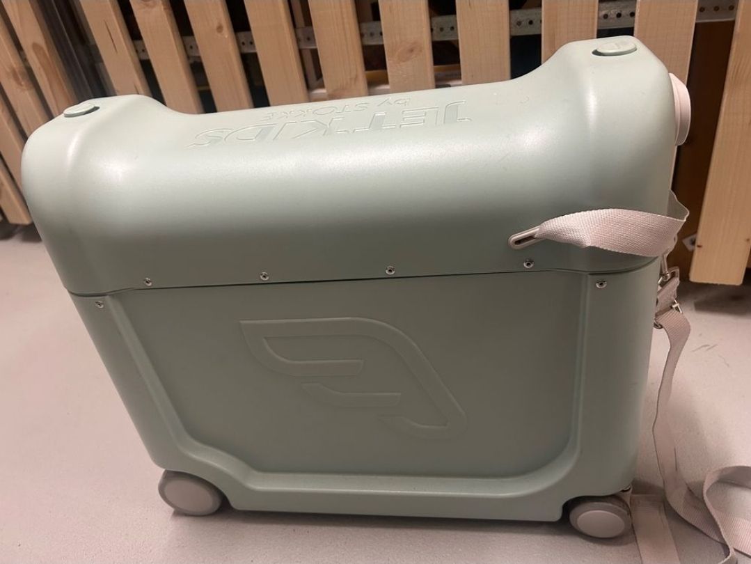 Stokke Valigie: Stokke Jetkids Reisekoffer – Usato da Uetikon am See venduto da Jules33