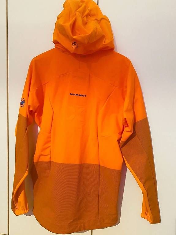 Mammut Giacche: Mammut Eisfeld Light Softshell Jacke gr S – Nuovo (secondo la descrizione) da Zürich venduto da Altruisti 6
