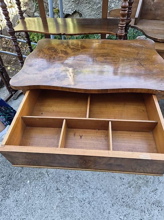 Cassettiere: Table de couturière/travailleuse – Usato da Bussigny venduto da ama_2fz8 2