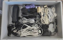 1 Kiste voller Telefonkabel