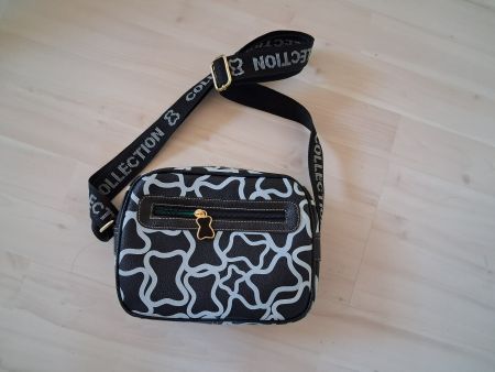 UMHÄNGETASCHE SCHWARZ MIT MUSTER