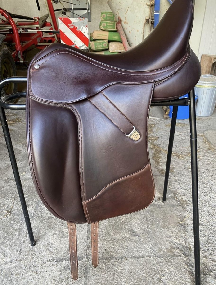 Selle & Accessori: Sattel Dressur – Nuovo (secondo la descrizione) da Meggen venduto da Ann3tt3 4